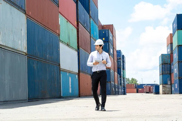 Control and track your shipments with Shipping Manager: Real-time Visibility